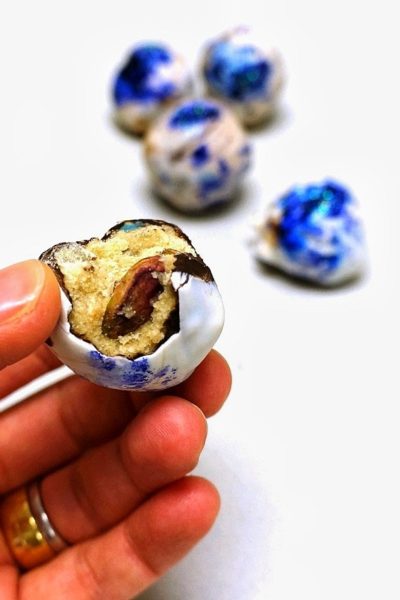 Double-Dipped Chocolate Chip Cookie Dough Truffles