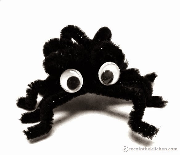 DIY Halloween Creepy, Crawly, Cute Spiders