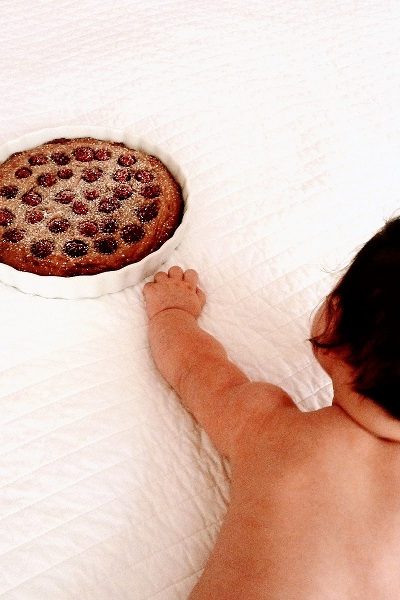 Nap Interrupted: Berry Almond Cake