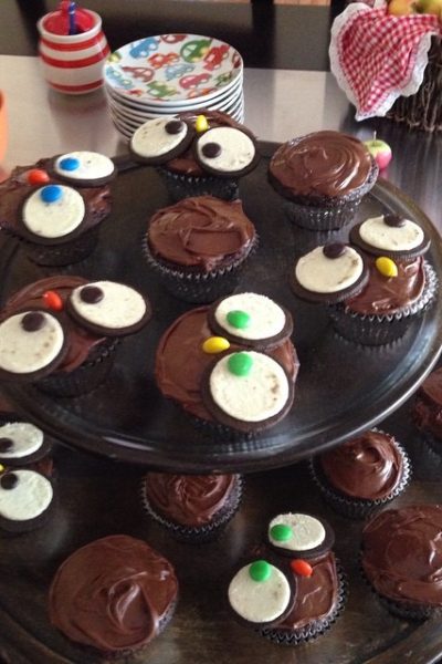 Movie Night: Chocolaty Oreo Owl Cupcakes