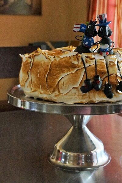 American Flag Cake & 5-Minute Marshmallow Meringue Frosting