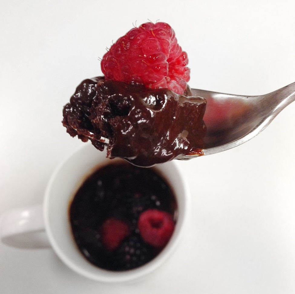 warm chocolate cake