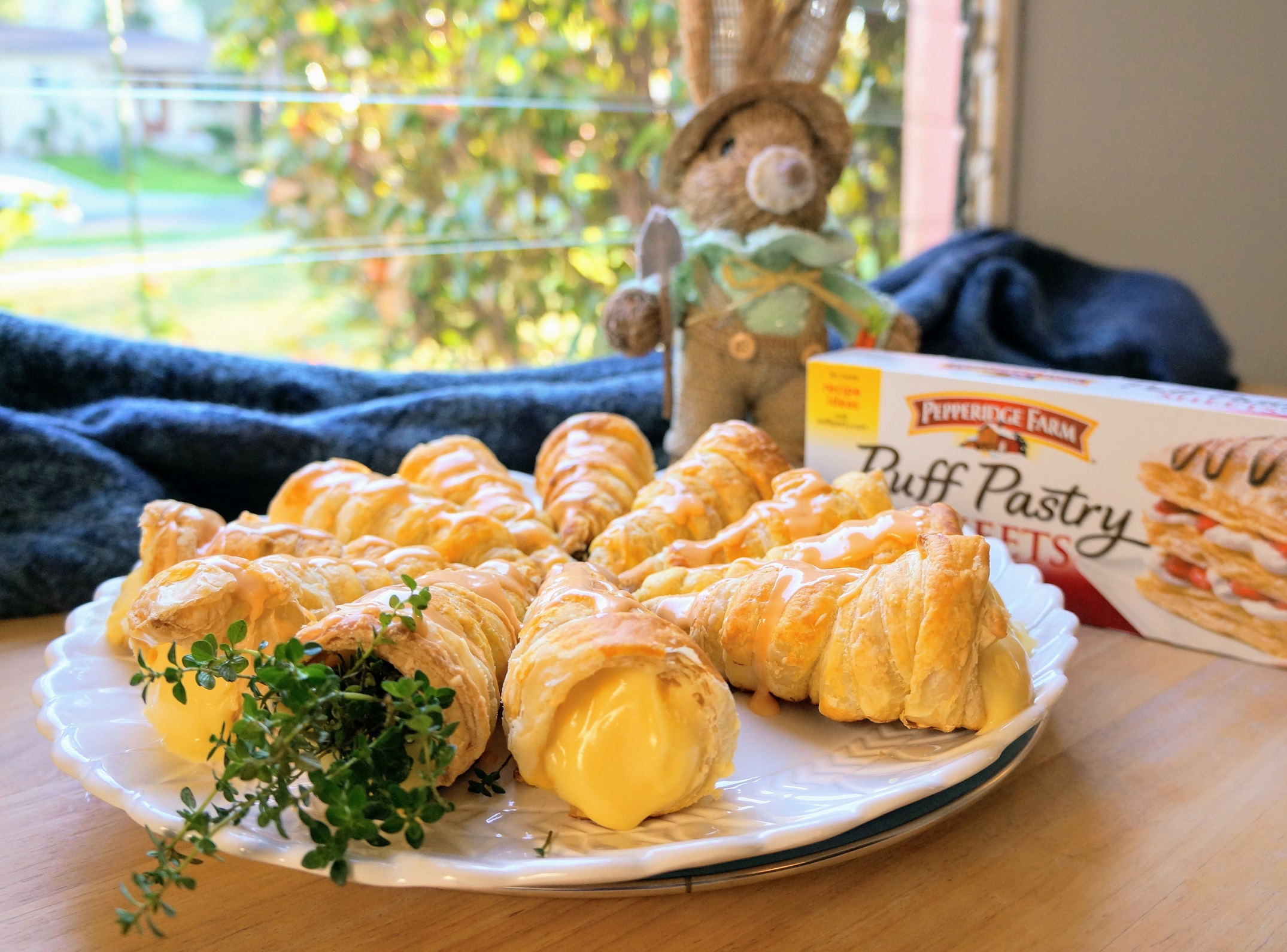 cream-filled puff pastry carrots