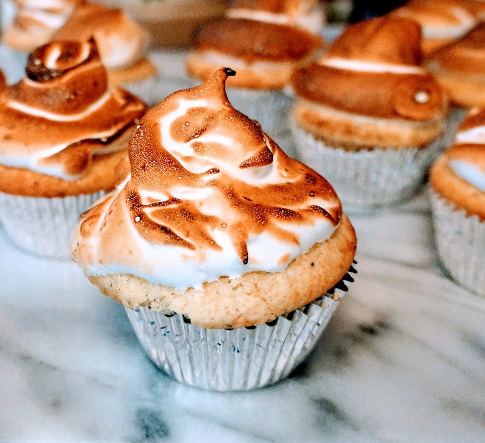 lemon poppyseed cupcakes