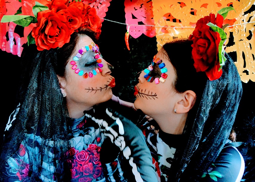 Easy Day of the Dead Make-up Tutorial