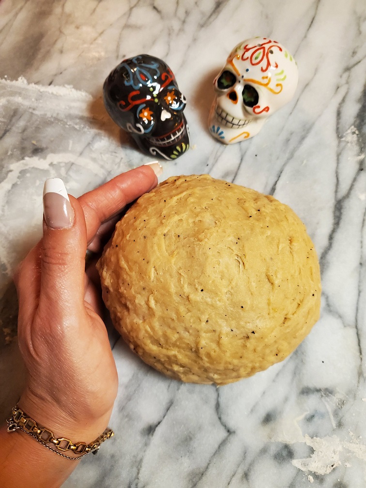 Pan de Muertos from cocointhekitchen.com